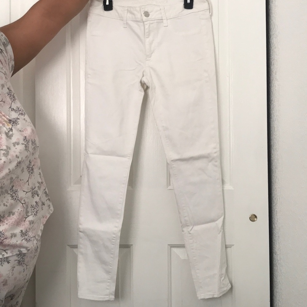 American Eagle White pants